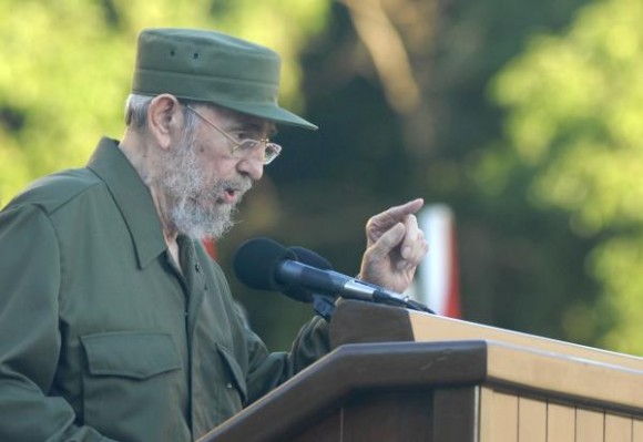 cubafidel-castro-universidad.jpg