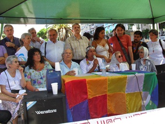 qom-confprensa_anred.jpg