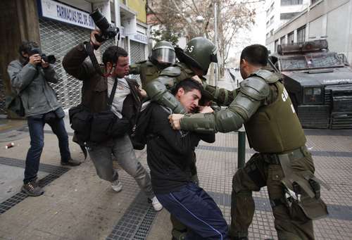 chilemarchayparo25agosto20112.jpg