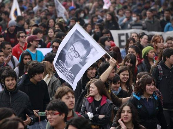 chilemarchayparo25agosto20114.jpg