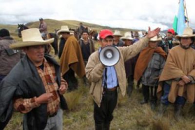 perucortecarreteraporproyectomineronov2011.jpg