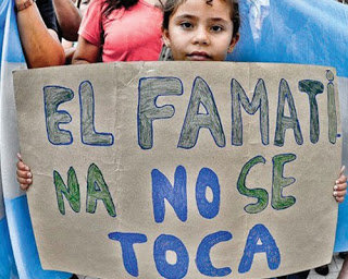 el_famatina_no_se_toca.jpg