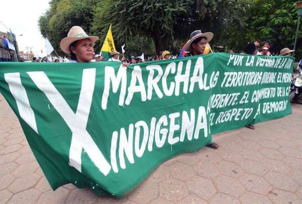 bolivianovenamarchaindigena_1.jpg