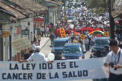 colombiarechazoley100.jpg
