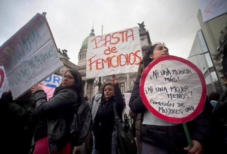 basta_femicidios_1.jpg