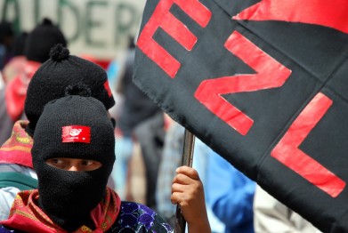 zapatistas-bandera.jpg
