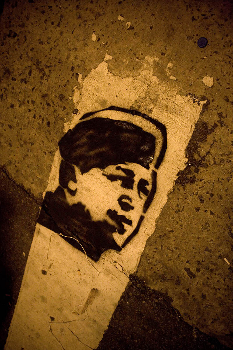 chavez_nivolo_02.jpg chavez_nivolo_02.jpg