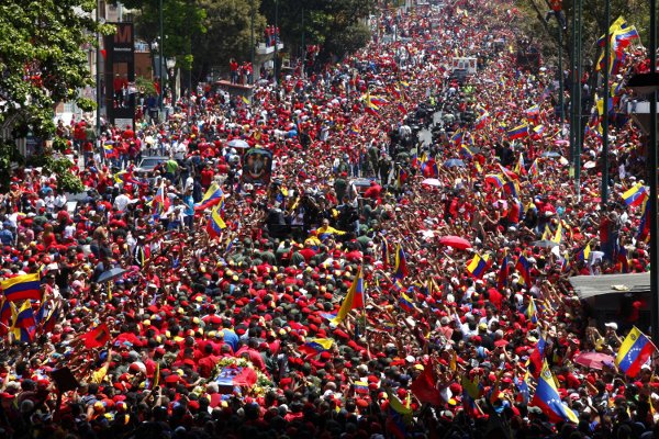 venezuelamuertechavez_14.jpg
