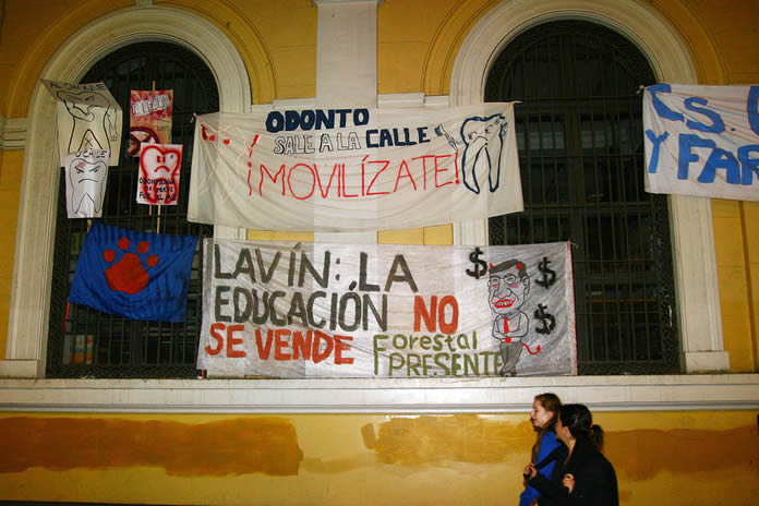 chiletomadecolegios2013.jpg