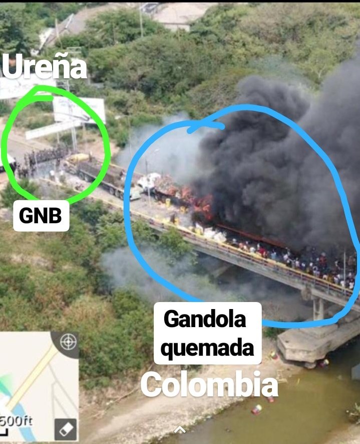 autoincendio sobre puente ayuda humanitaria