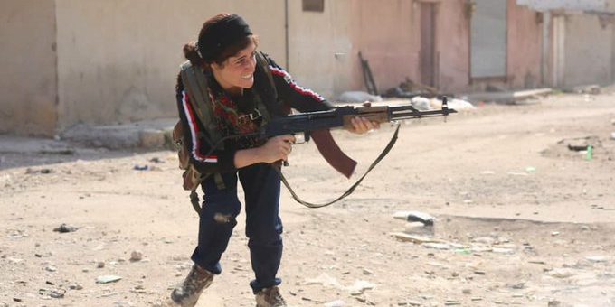 YPJ miliciana Serekaniye