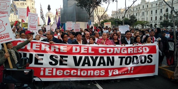 Que se vayan todos perú