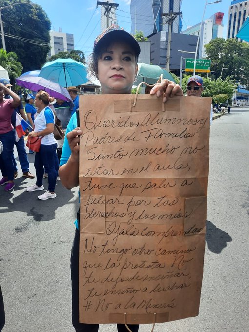 2023 panama docentes contrato minero