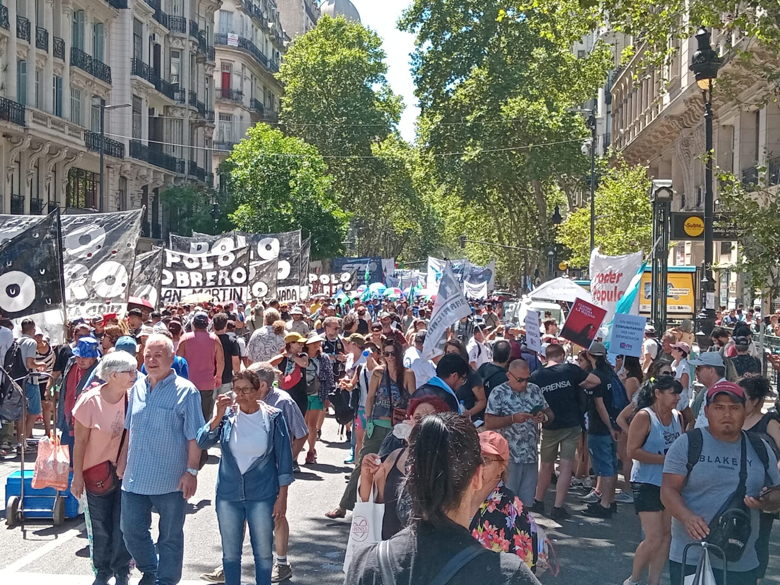 1 manifestacion gente