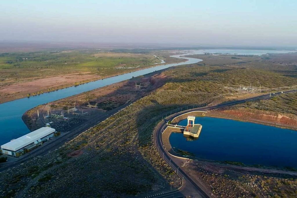 04hidroelectricas decreto planicie banderita1 cerros colorados 1024x683